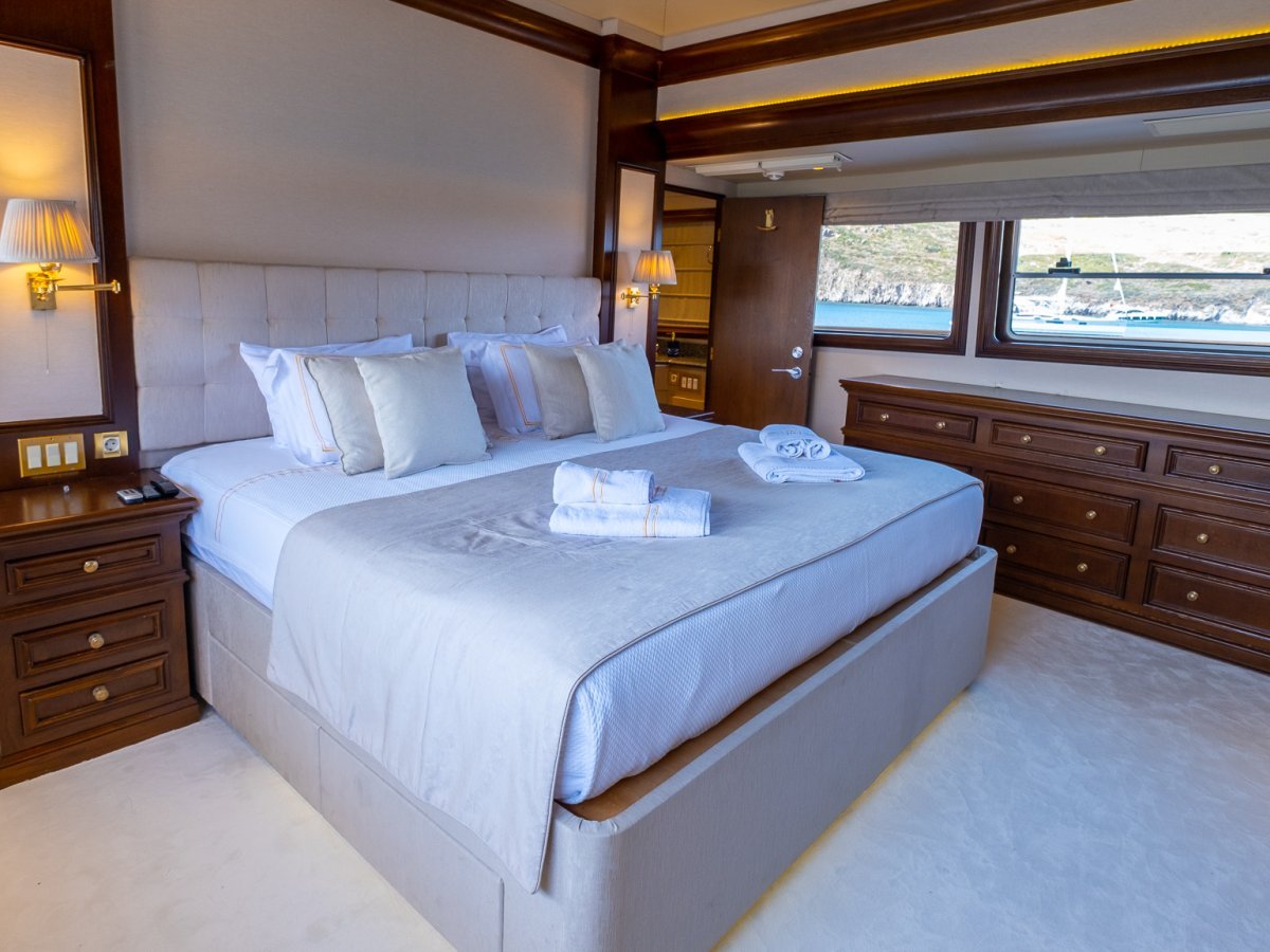 Charter Yacht-MERVE-6