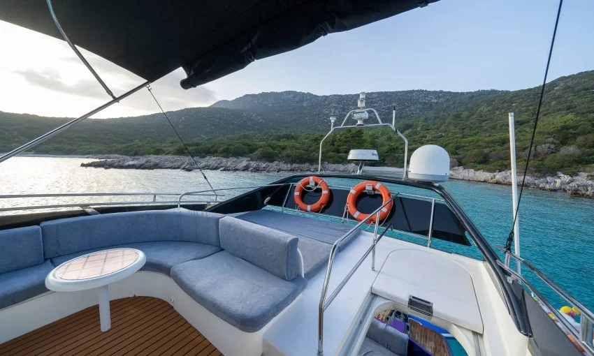 Luxury Yacht Karan12