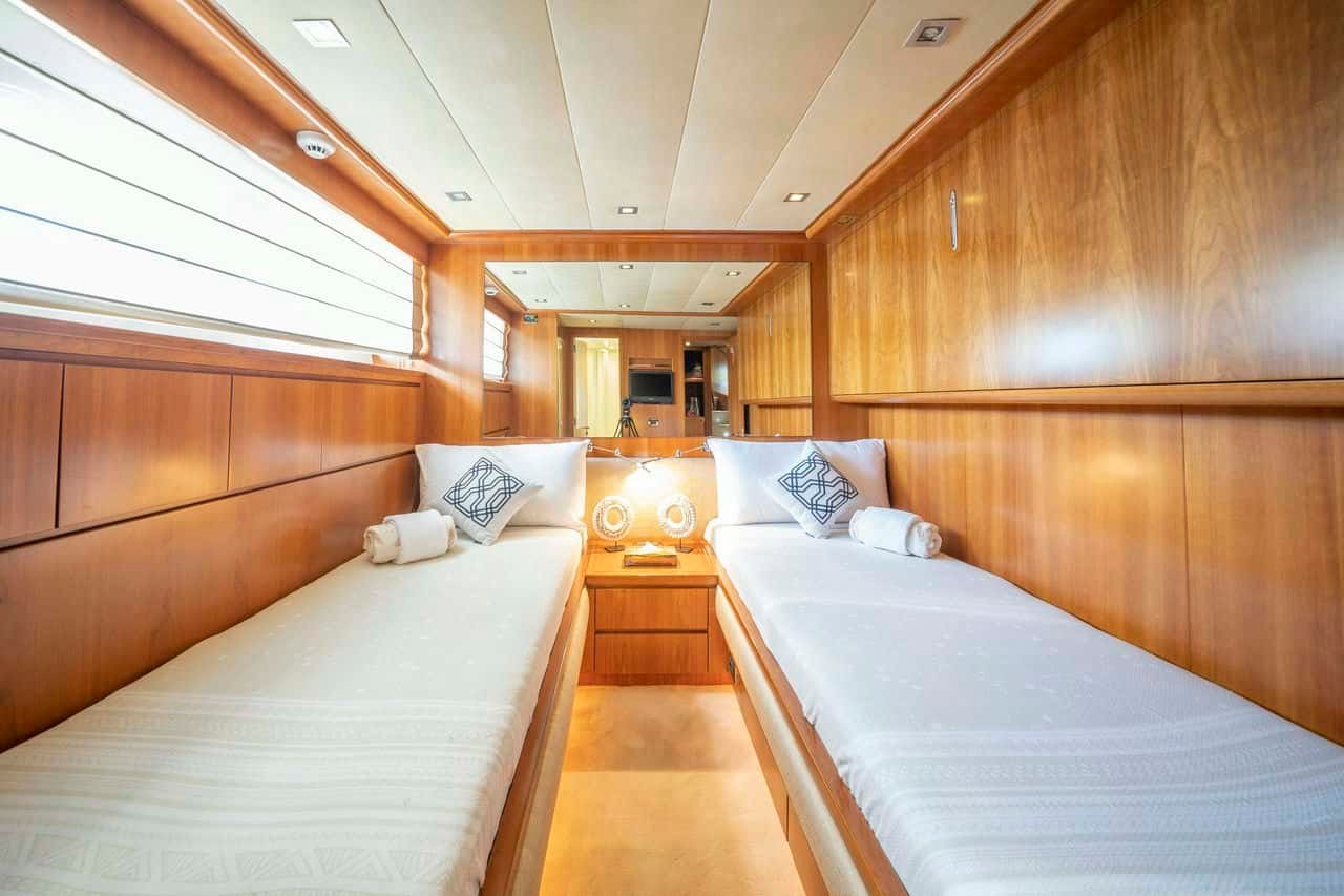 falcon28