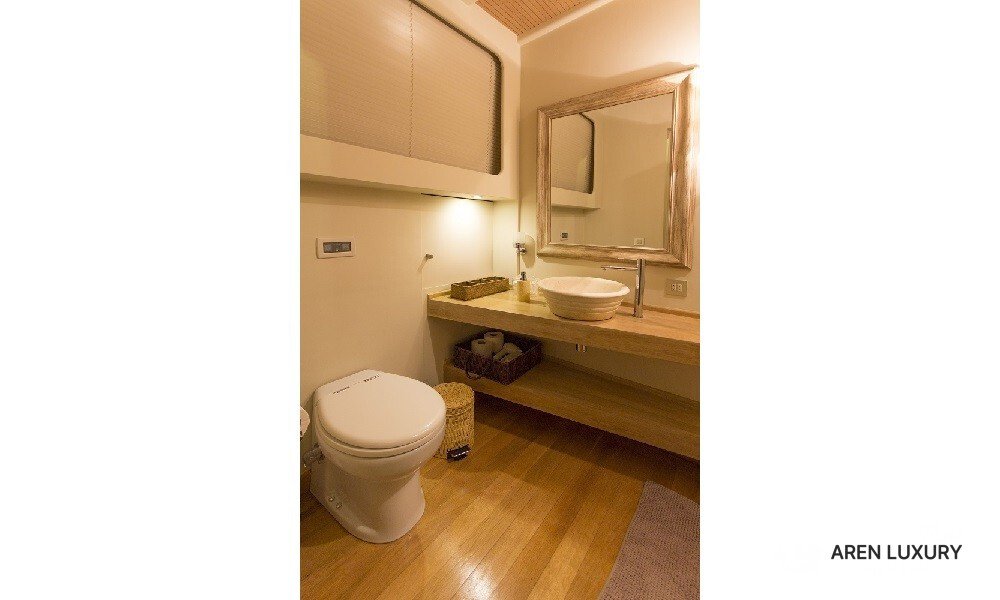Cobra King luxury gulet modern en-suite bathroom with elegant vanity and mirror