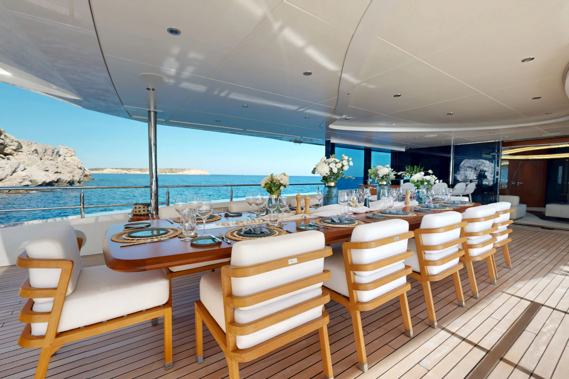 ETERNAL SPARK YACHT CHARTER