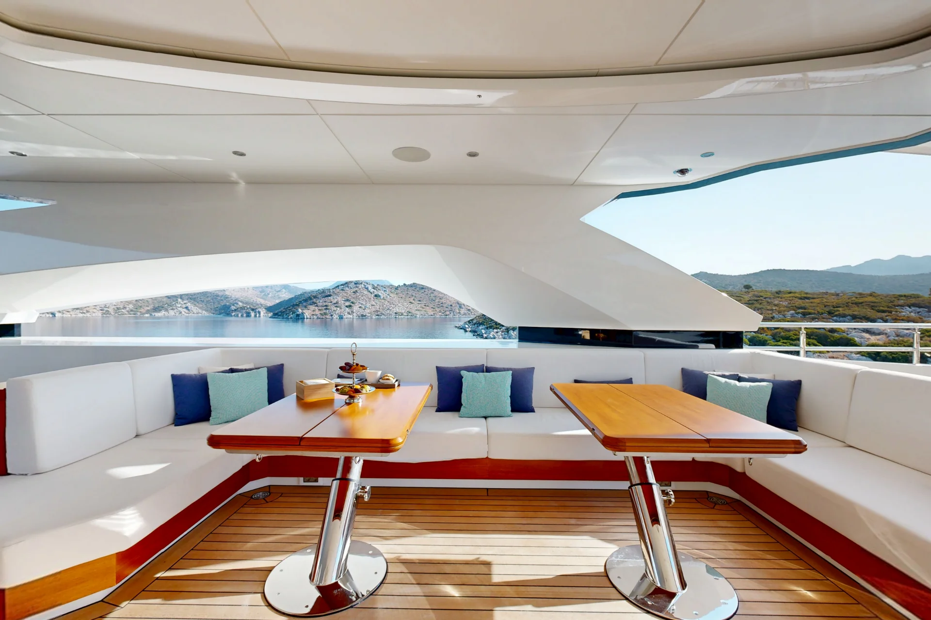 ETERNAL SPARK YACHT CHARTER