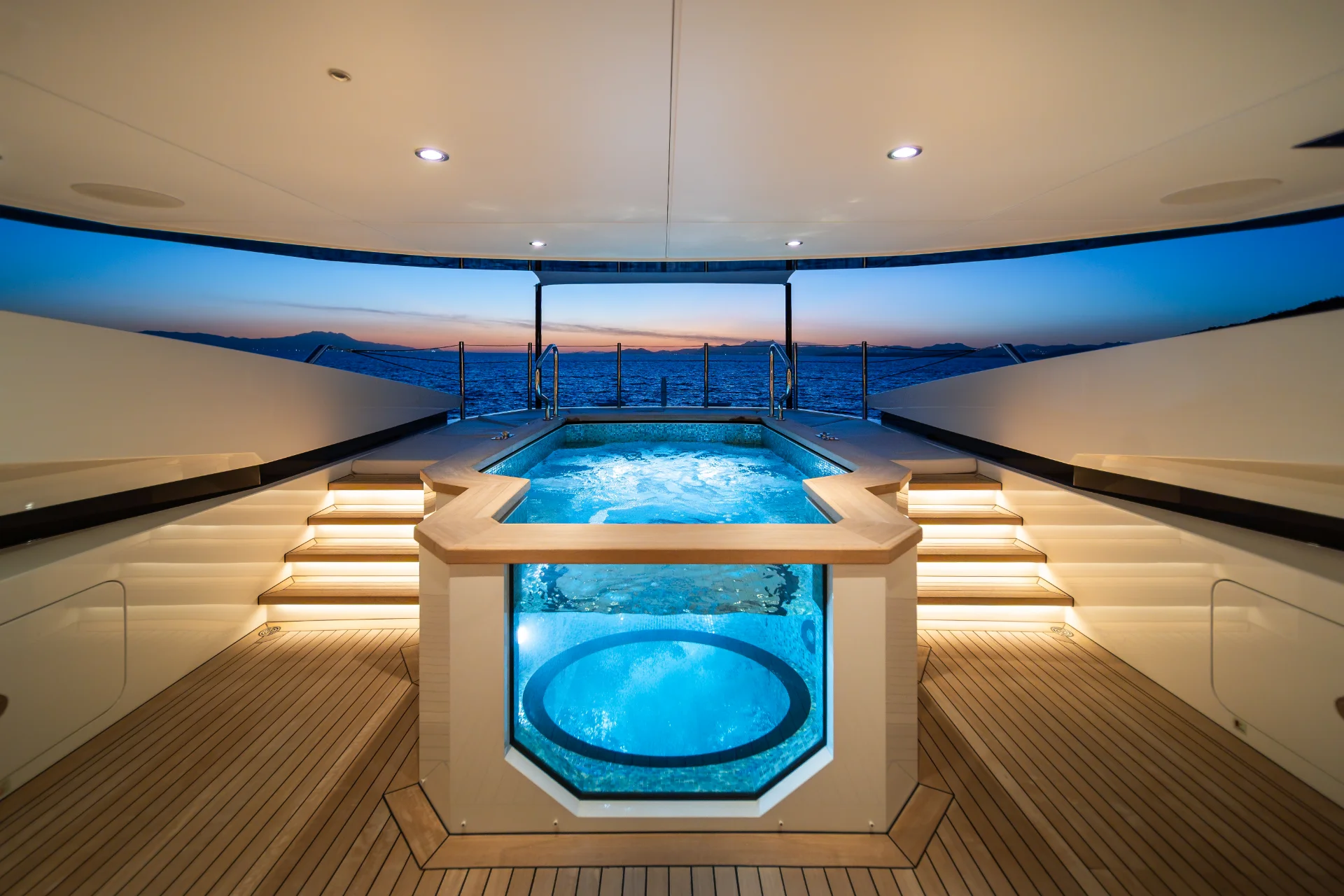 ETERNAL SPARK YACHT CHARTER
