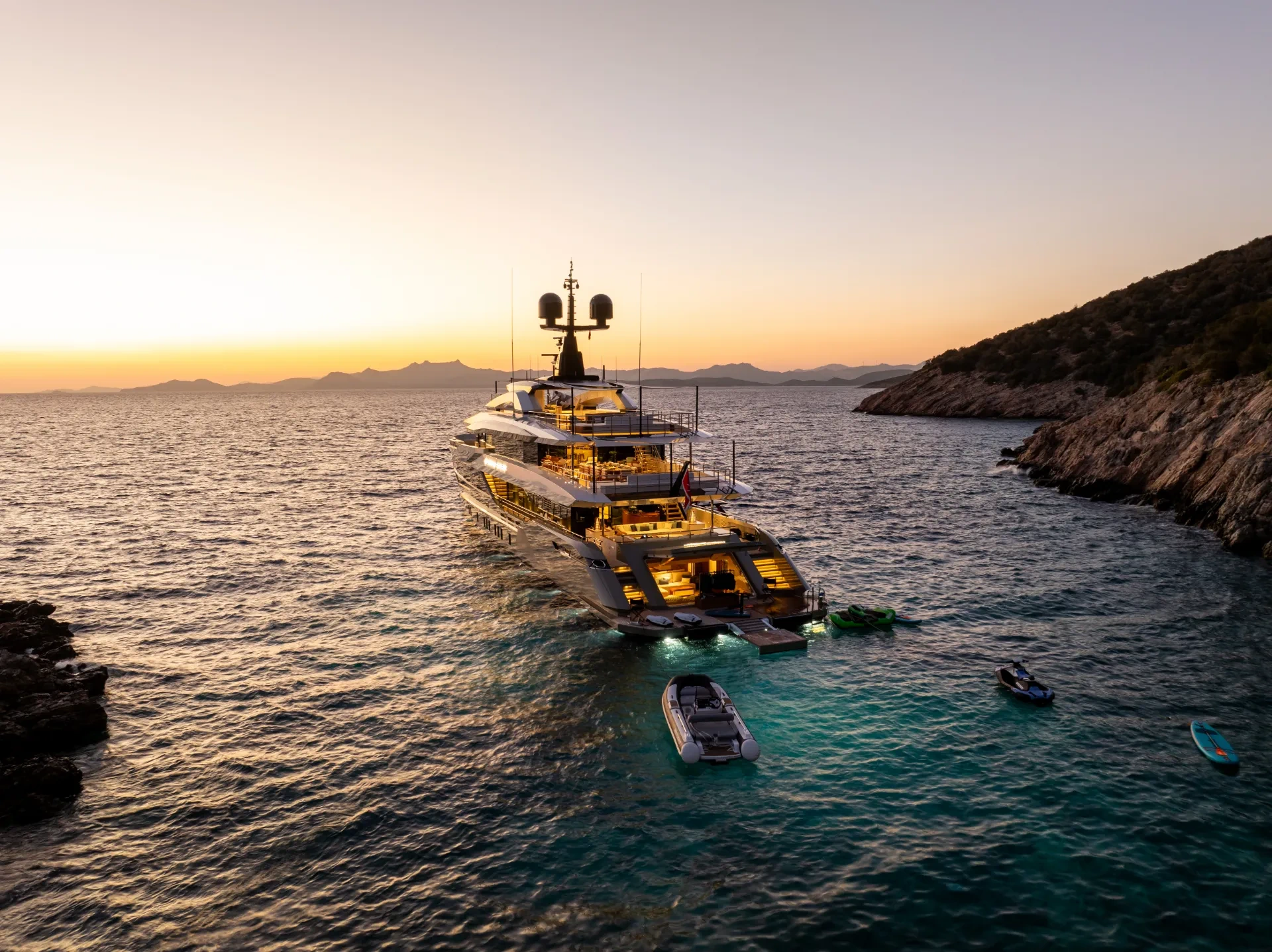 ETERNAL SPARK YACHT CHARTER