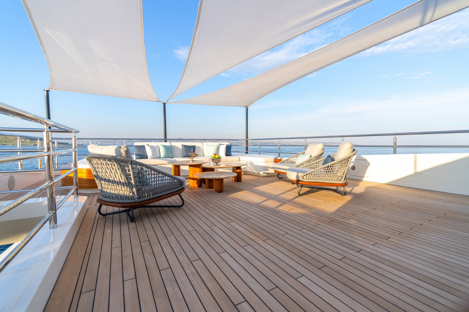 ETERNAL SPARK YACHT CHARTER