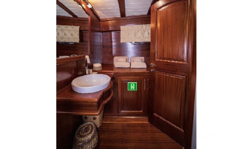 Arif Kaptan A gulet charter Turkey interior design and comfort