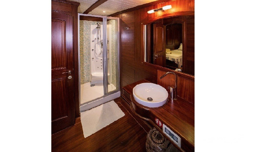 Arif Kaptan A gulet charter Turkey interior design and comfort