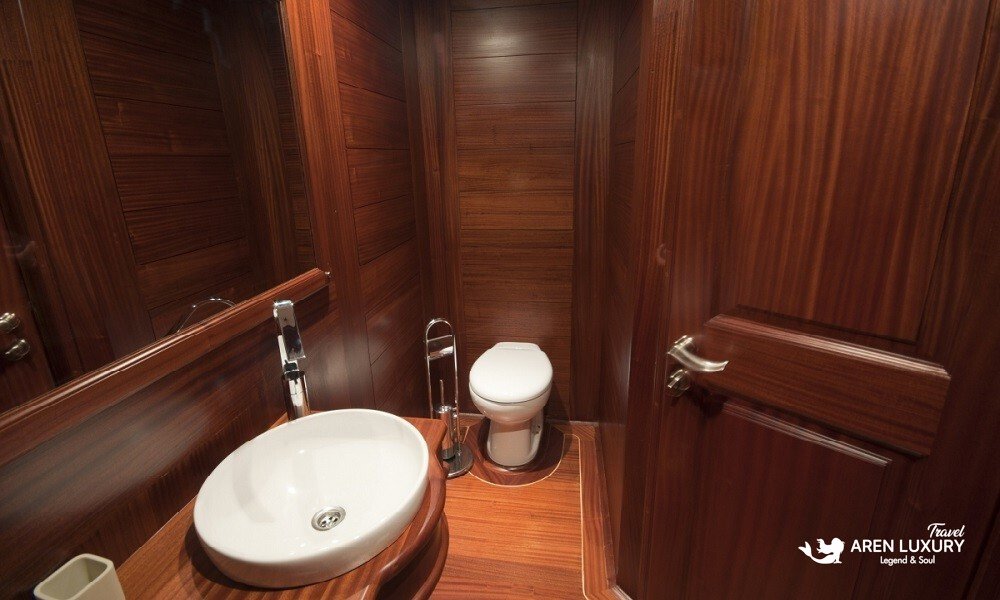 Arif Kaptan A gulet charter Turkey interior design and comfort