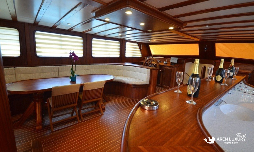 gulet-c-taner-2-turkey-charter (15) Luxury indoor salon and bar area on the Gulet C Taner 2 Charter Turkey.