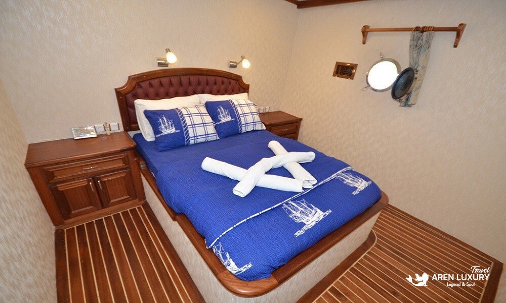 Gulet C Taner 2 Charter Turkey Double Room Premium double cabin with en-suite and mahogany finishes on a Gulet C Taner 2 Charter Turkey.