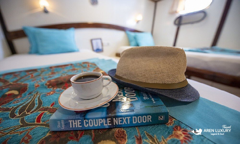 Boutique guest cabin on Gulet Vesta 1 Sevil with blue bedding and morning coffee service