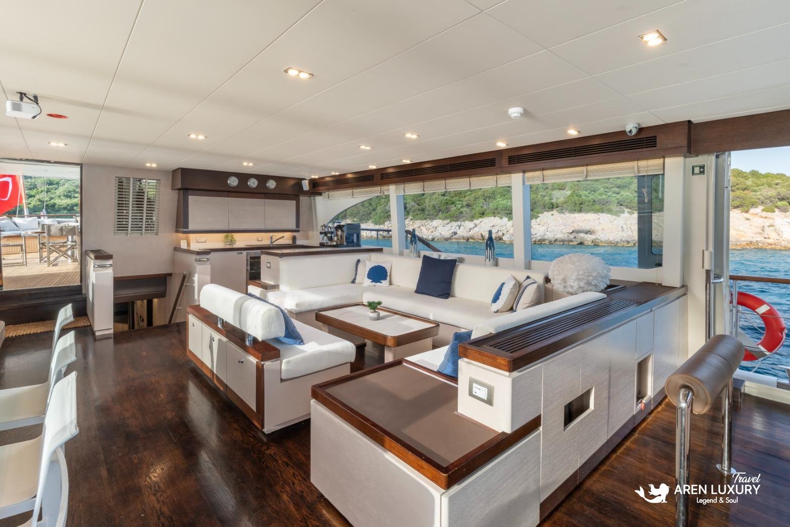 Interior salon of Gulet Gitane during private gulet charter in Turkey