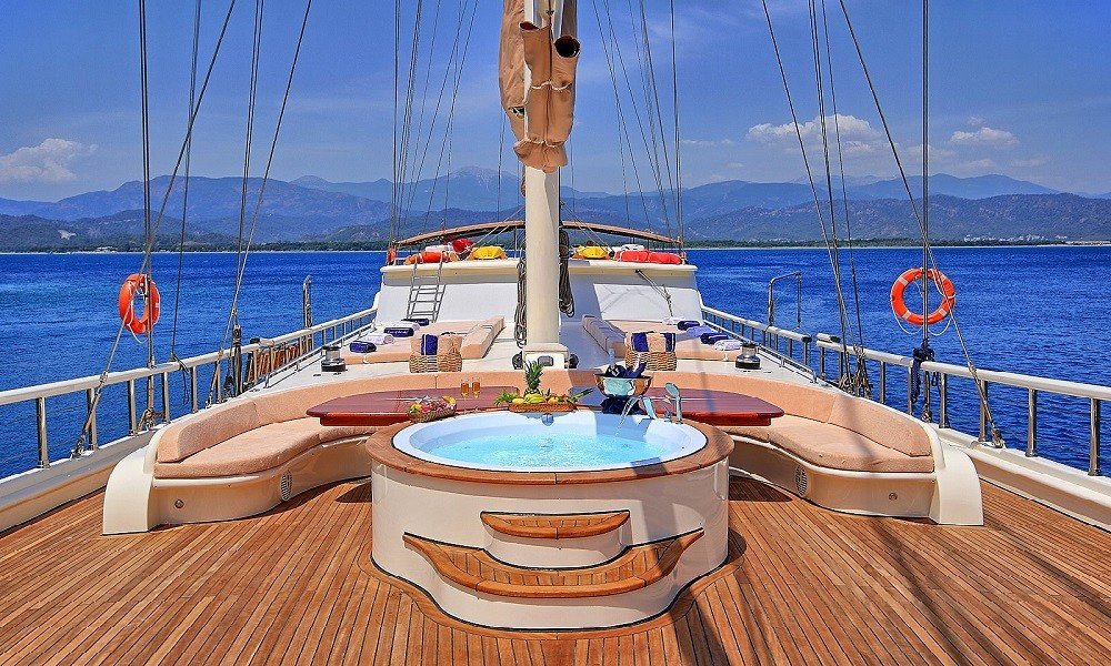 Queen of Salmakis luxury gulet charter Turkey and Greece exterior