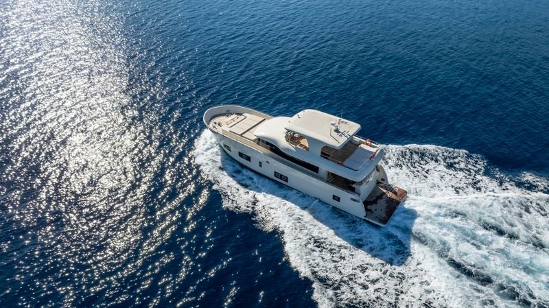 tanway-yacht (1) Interior/Exterior view of the TanWay Luxury Charter Yacht