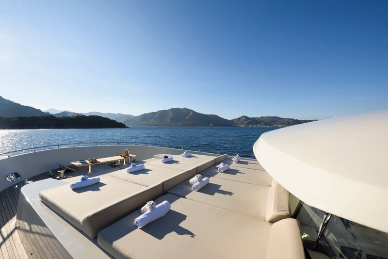 tanway-yacht (5) Interior/Exterior view of the TanWay Luxury Charter Yacht