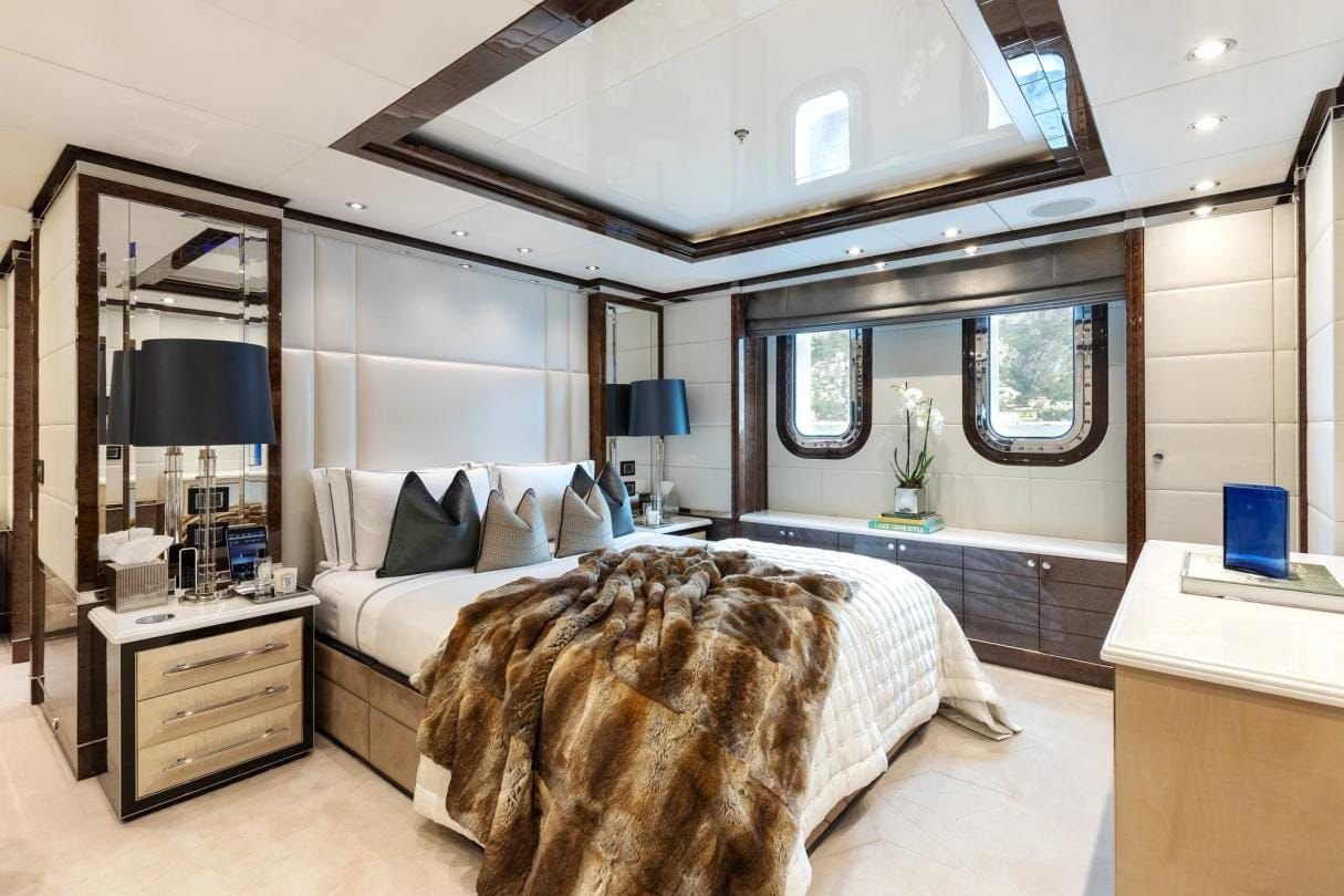 Soundwave Yacht Charter