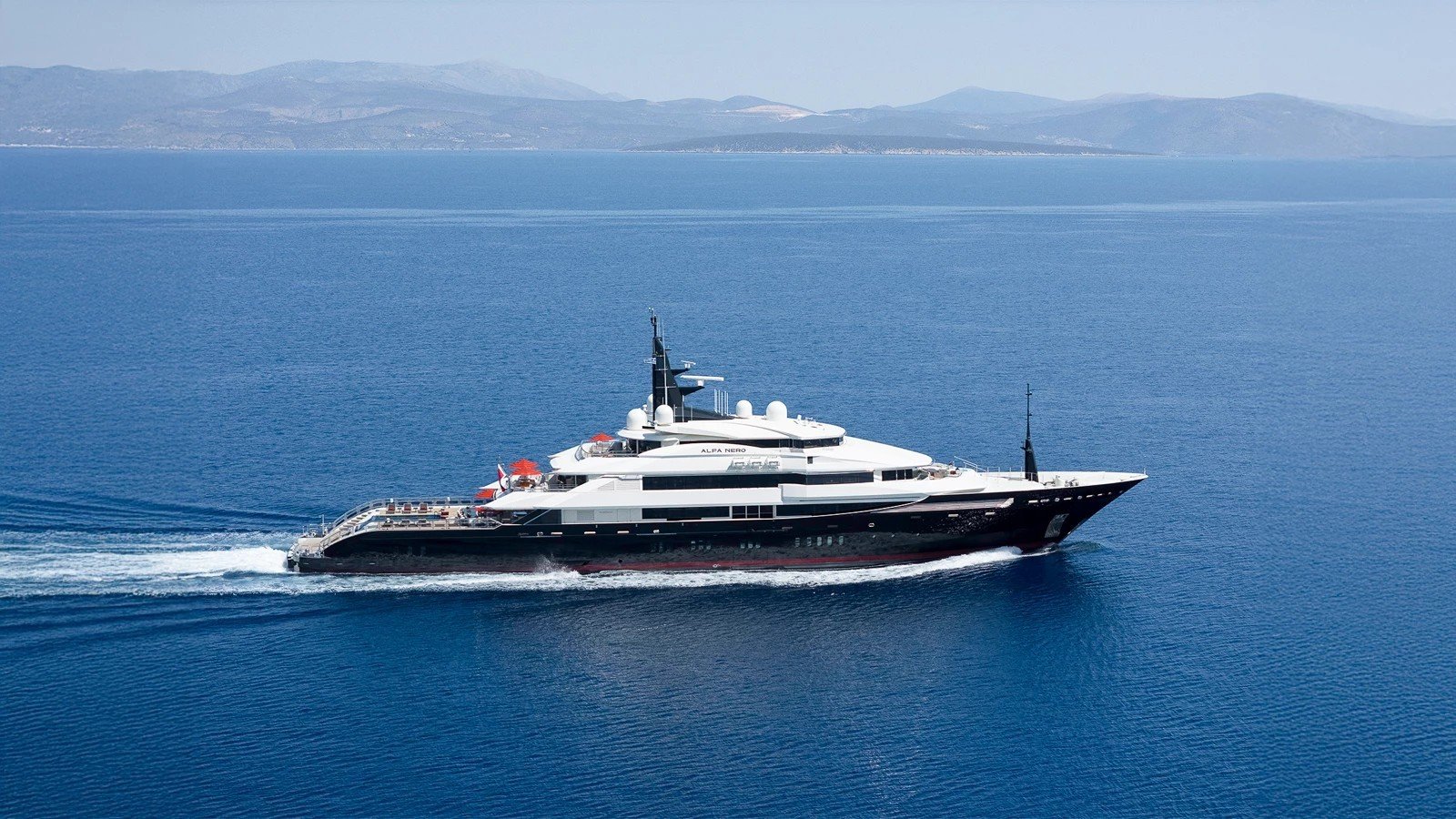 alfa-nero-luxury-yacht-charter (1) Alfa Nero Luxury Yacht