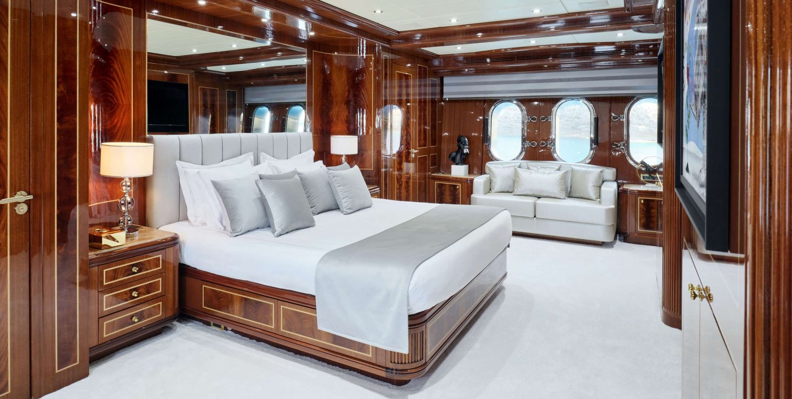 Mega Motor Yacht ABILITY