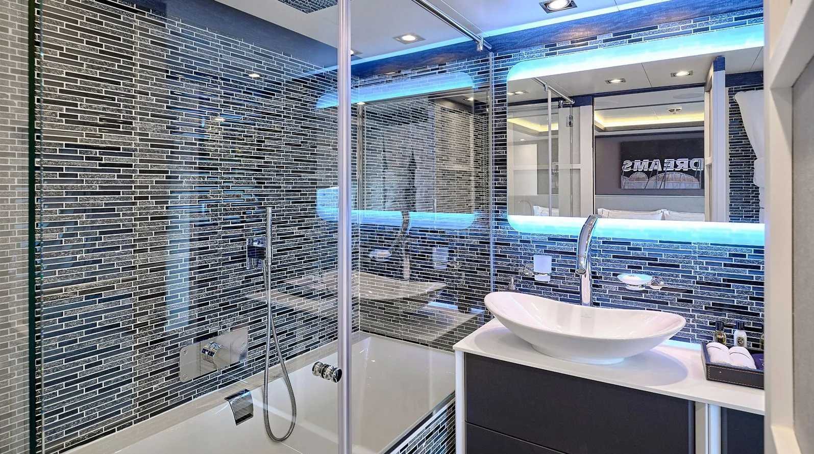 Mega Motor Yacht AFRICA I
