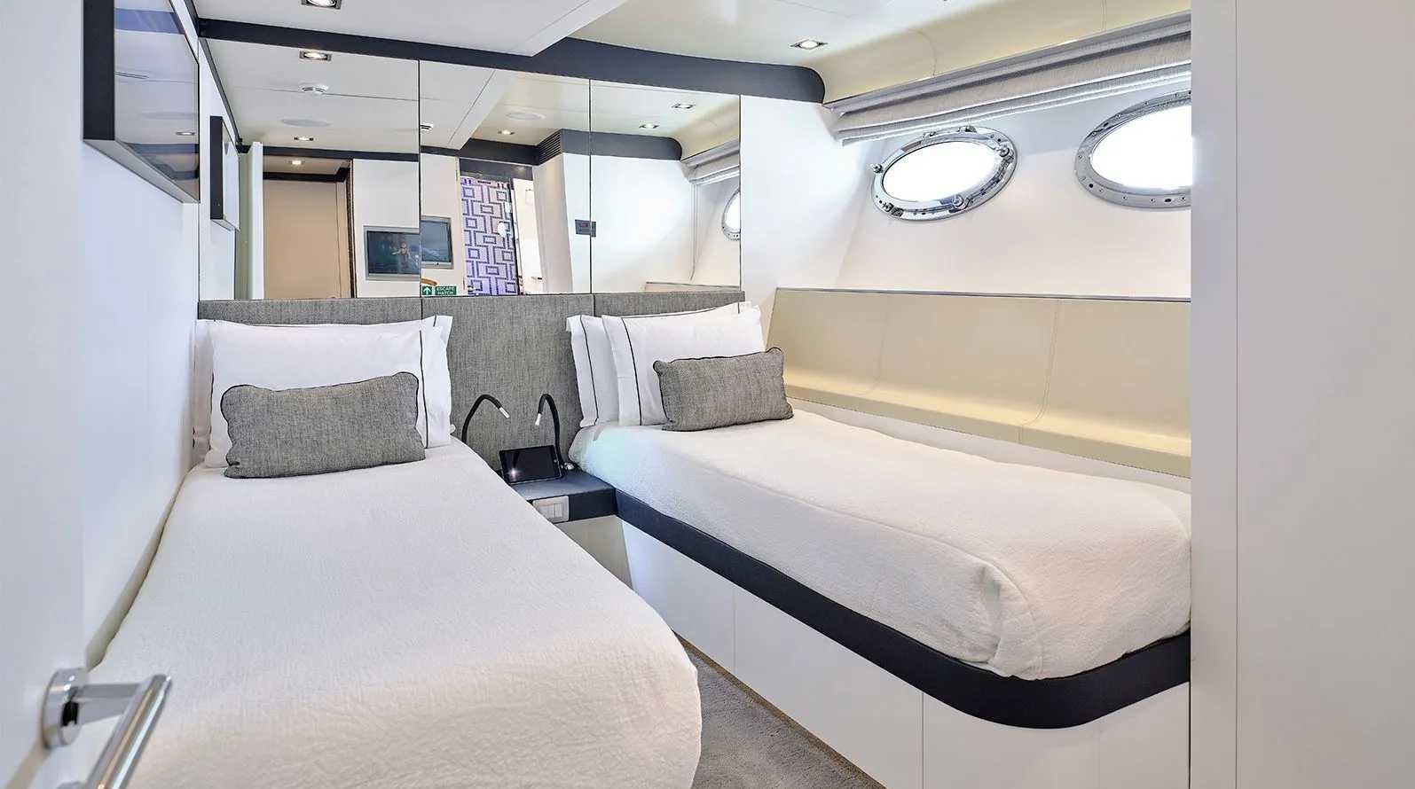 Mega Motor Yacht AFRICA I