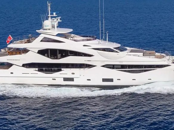 Mega Motor Yacht AQUA LIBRA