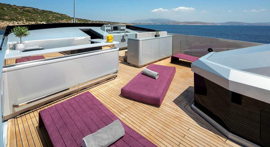Mega Motor Yacht BILLA