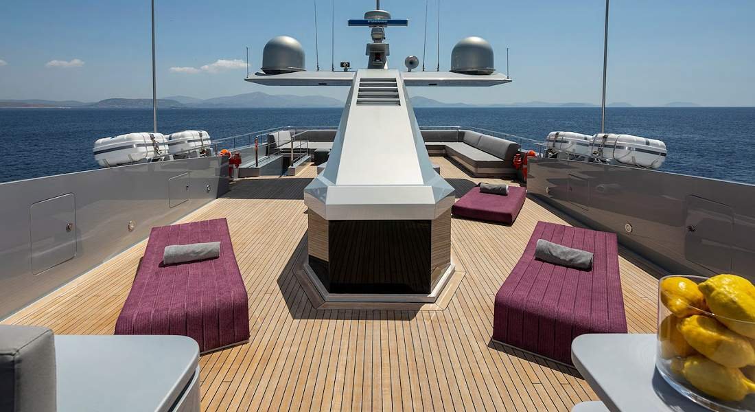 Mega Motor Yacht BILLA