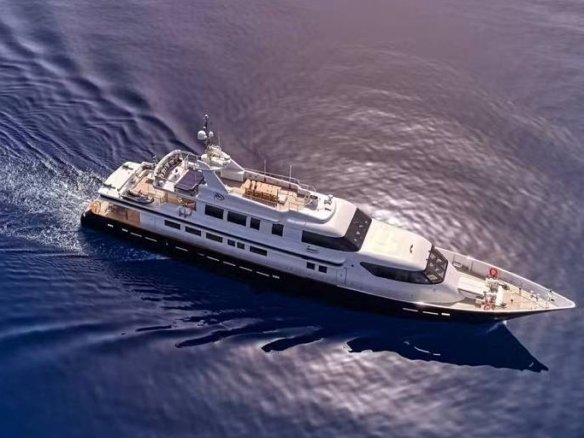 Mega Motor Yacht GELLY