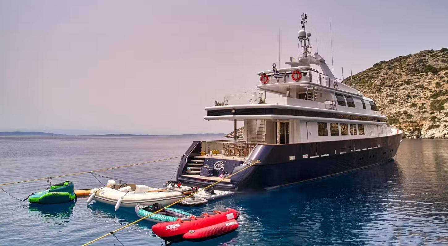 Mega Motor Yacht GELLY