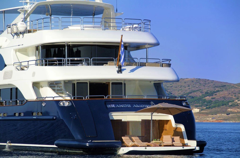 Mega Motor Yacht GRANDE AMORE