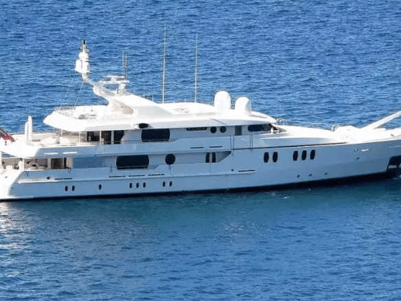 Mega Motor Yacht JAZ