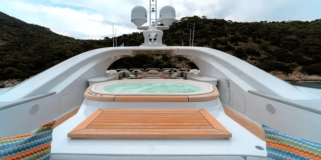 Mega Motor Yacht JAZ