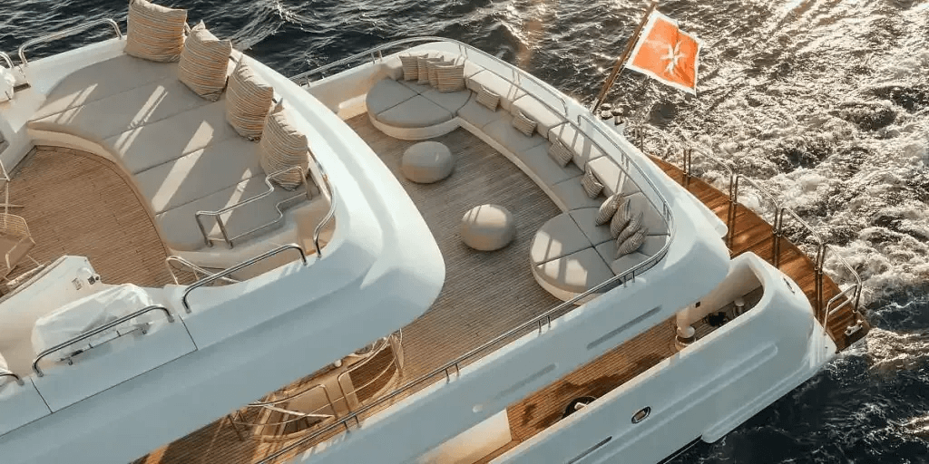 Mega Motor Yacht JAZ