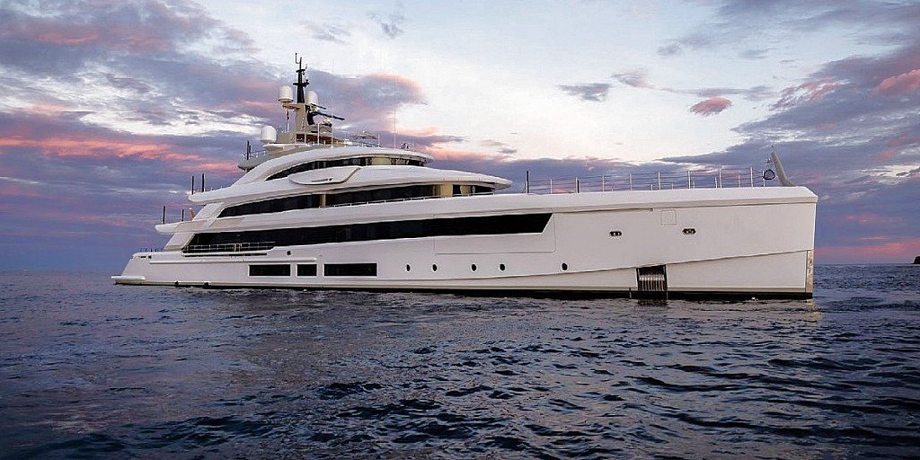 LADY-A-yacht-34 Mega Motor Yacht LADY A