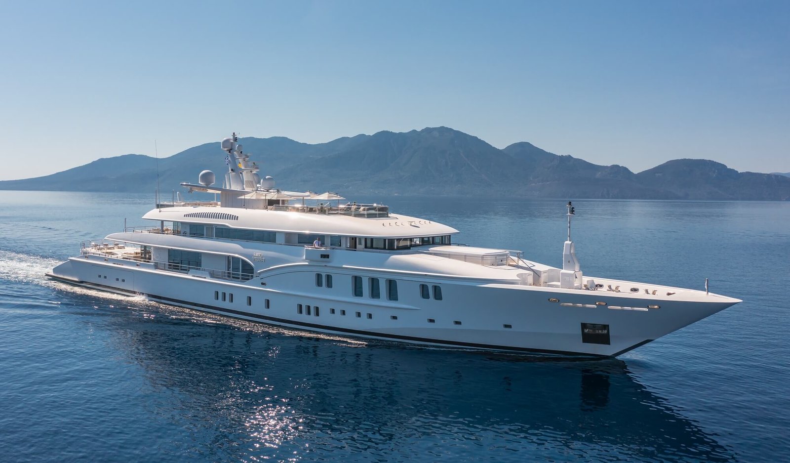 LADY-VERA-1-Hellas-Yachting Mega Motor Yacht LADY VERA