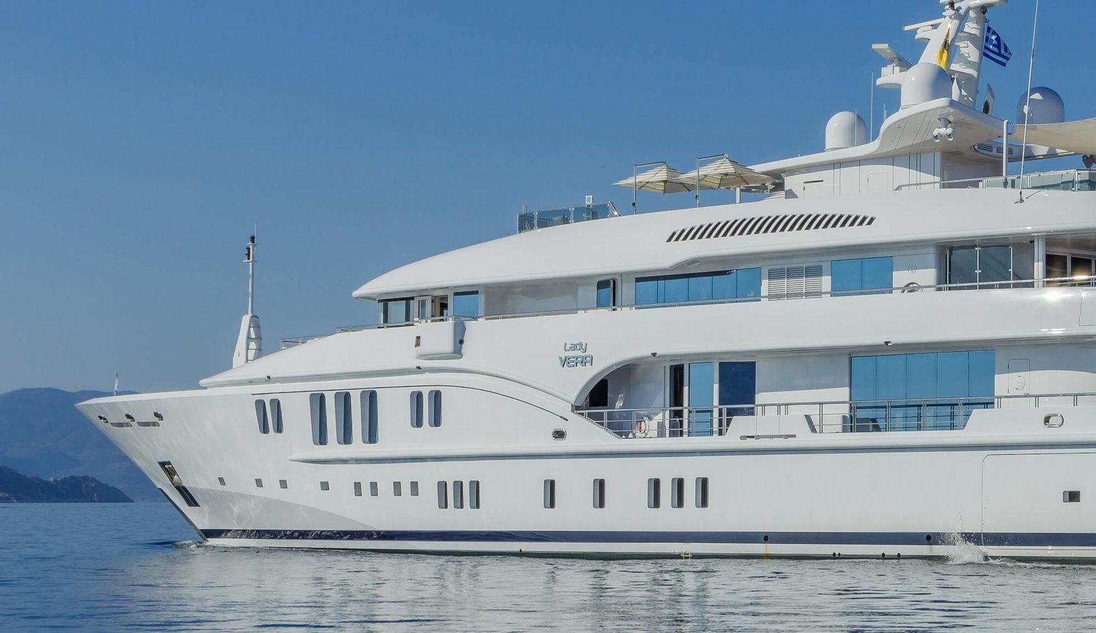 LADY-VERA-4-Hellas-Yachting Mega Motor Yacht LADY VERA