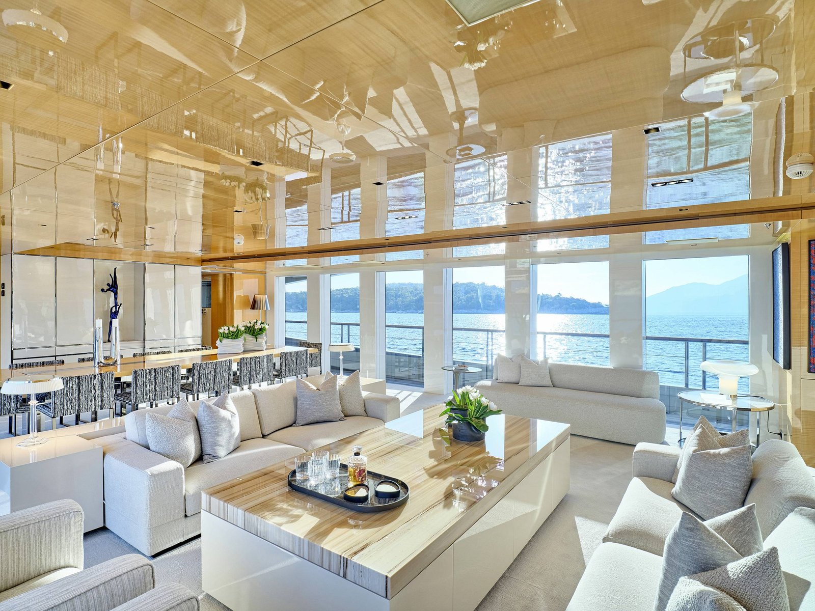 Mega Motor Yacht LA PELLEGRİNA