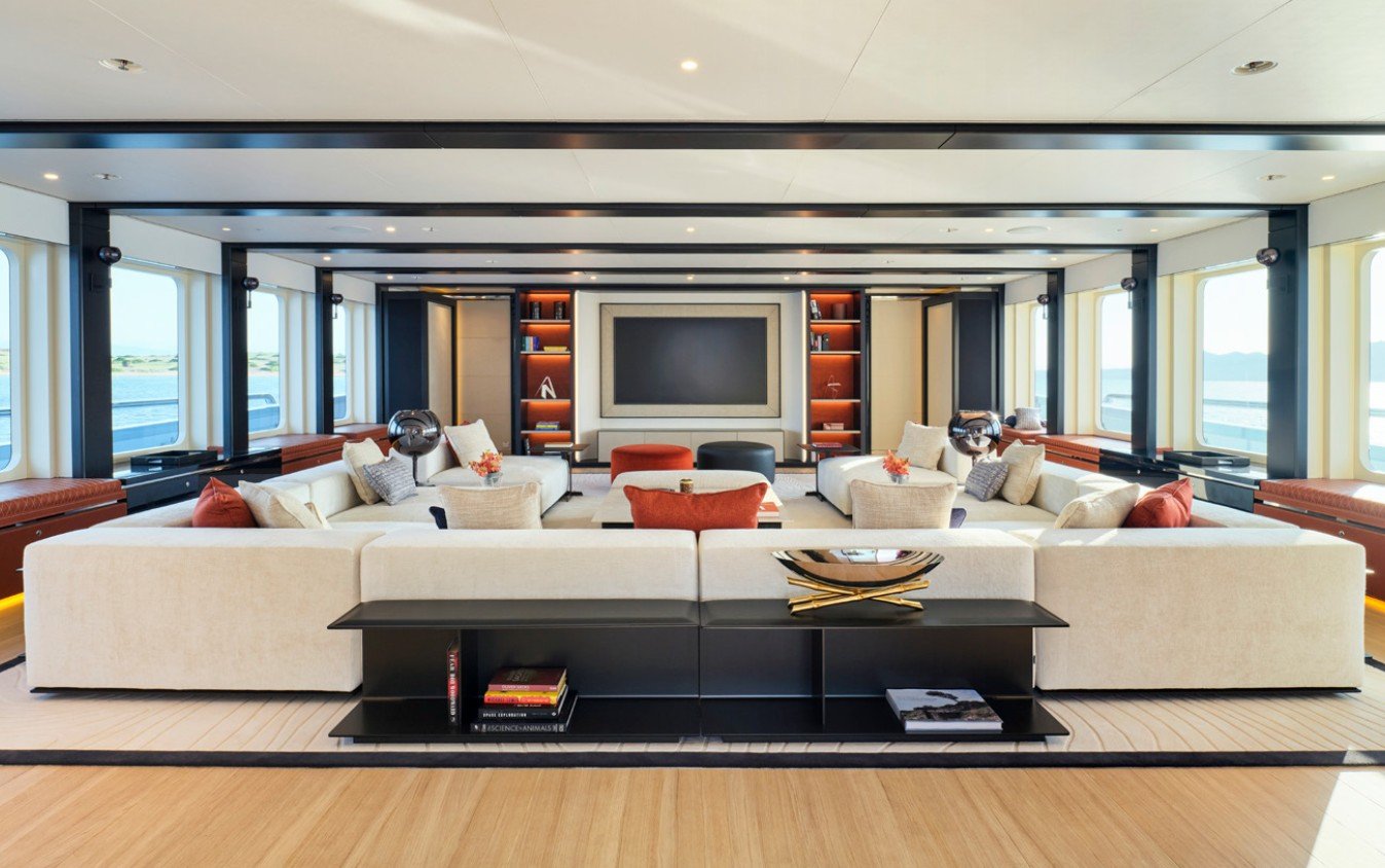 Mega Motor Yacht ORA