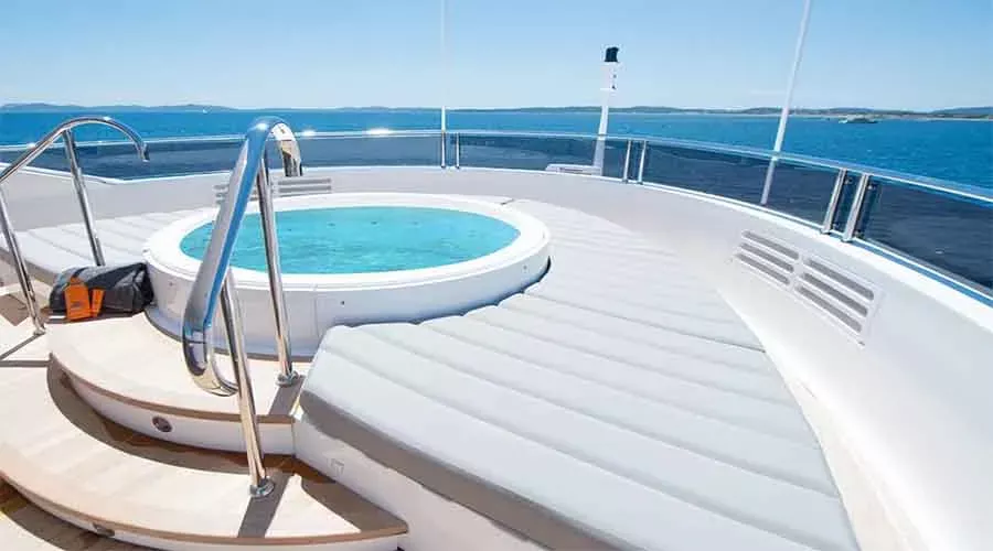 Mega Motor Yacht AQUA LIBRA