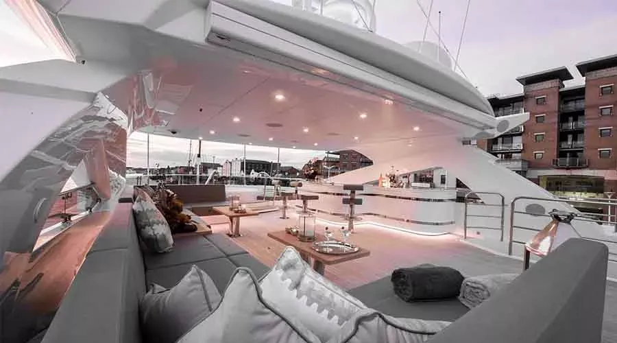 Mega Motor Yacht AQUA LIBRA