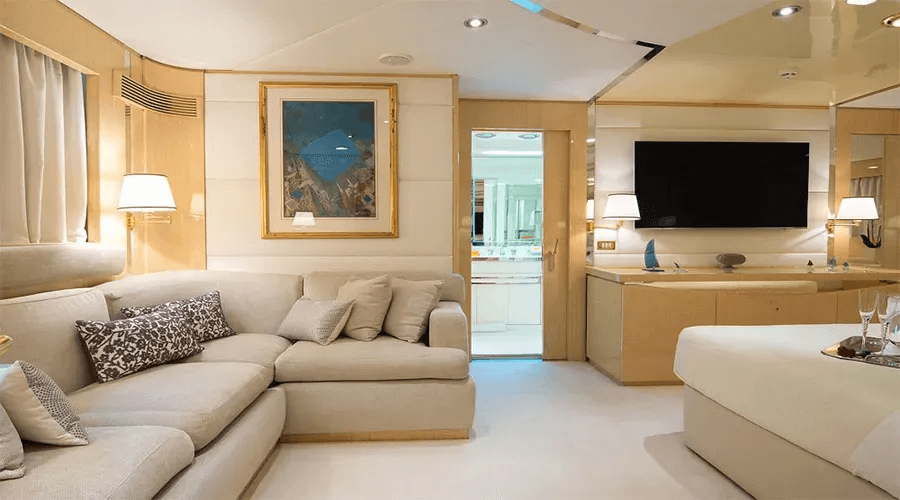 Mega Motor Yacht O’NATALINA