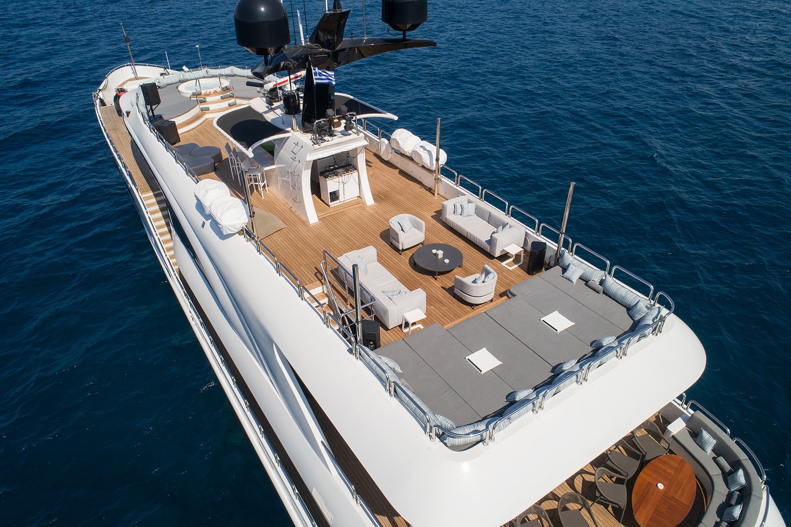 Mega Motor Yacht MOKA