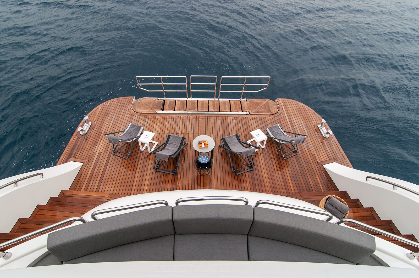 Mega Motor Yacht MOKA