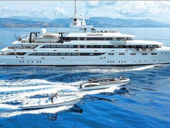 Mega Motor Yacht EMIR