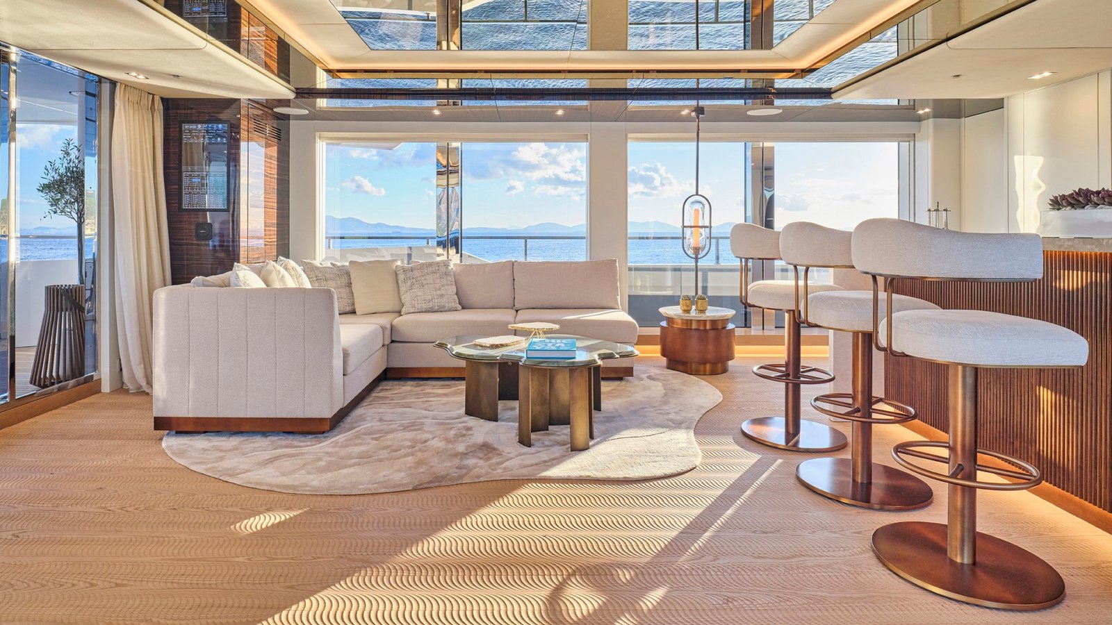 Mega Motor Yacht AXIOS