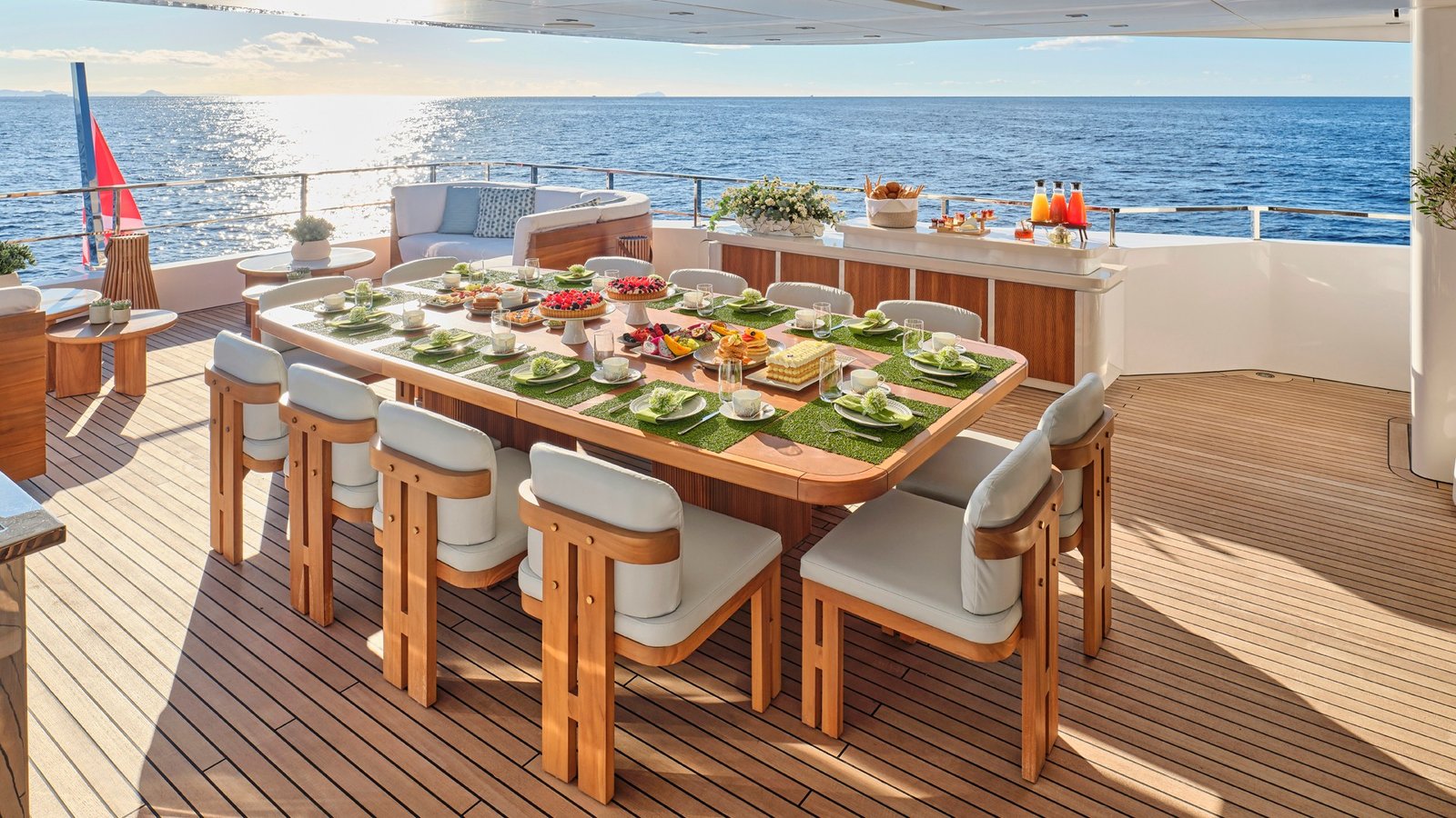 Mega Motor Yacht AXIOS