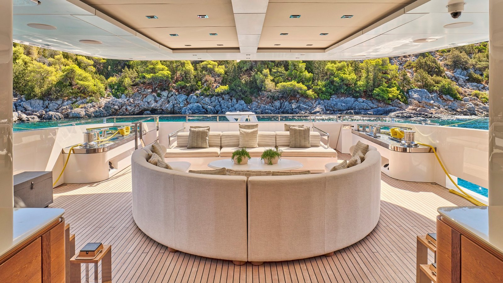 Mega Motor Yacht AXIOS