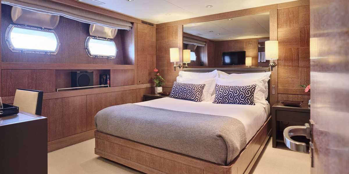 Mega Motor Yacht ELEMENT