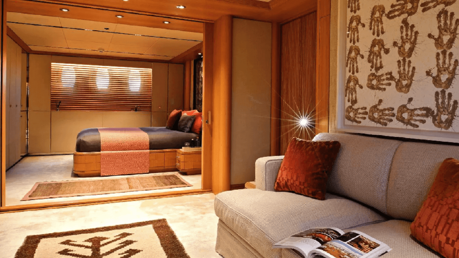 Mega Motor Yacht SEAHORSE