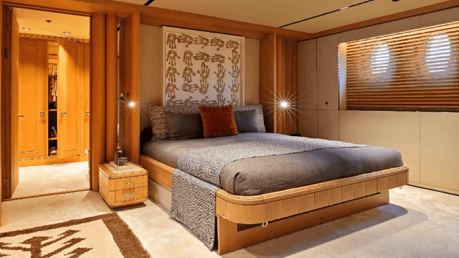 Mega Motor Yacht SEAHORSE